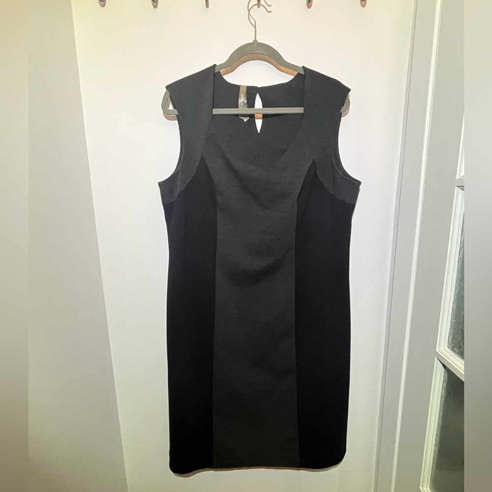 EUC 0X Addition Elle Grey and Black Structured Dress